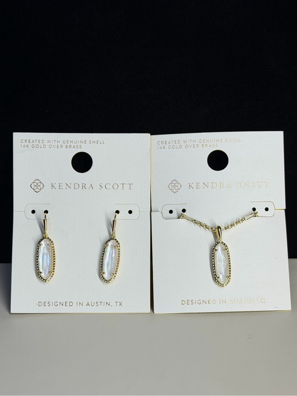 NWT Kendra Scott White Shell Oval Pendant Necklace & Drop Earrings Jewelry Set
